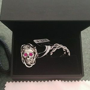 Jeulia 3 piece skull ring
